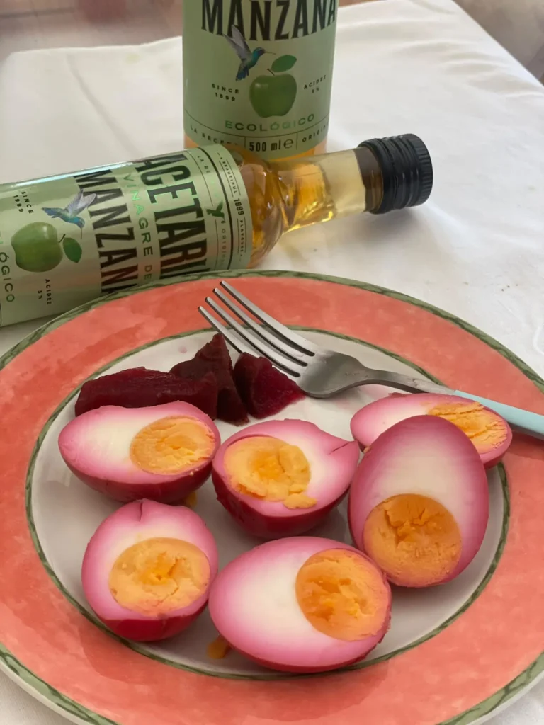 huevo-encurtido-remolacha
